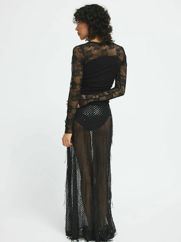 Résumé Tričko 'Dasha' – černá