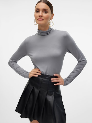 VERO MODA Póló 'VMALBERTE' - szürke