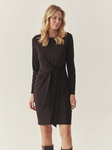 TATUUM Платье в Коричневый: спереди