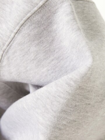 Bershka Sweatshirt in Grey