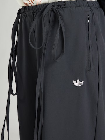 ADIDAS ORIGINALS Loosefit Παντελόνι σε μαύρο