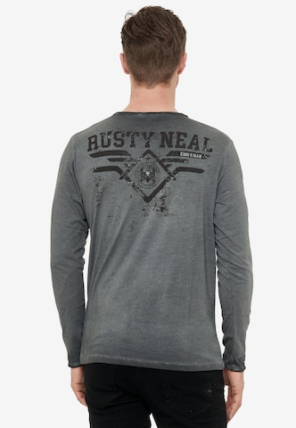 Rusty Neal Longsleeve mit großem Front-Print in Grau