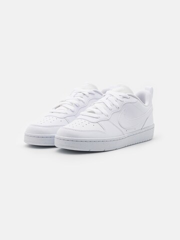 NIKE Sportcipő 'Court Borough' - fehér