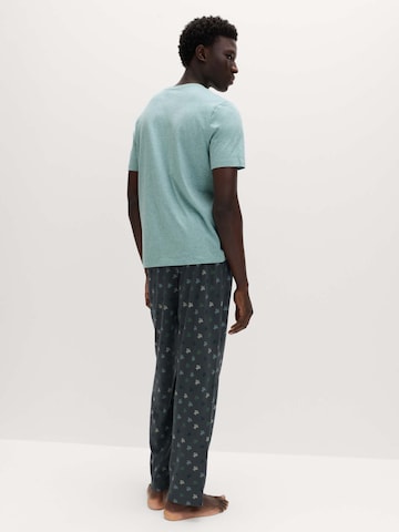 Pigiama lungo di Marks & Spencer in blu