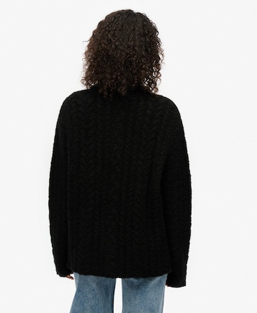 Superdry Sweater in Black