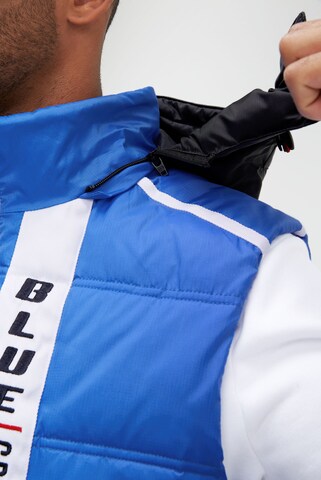 CAMP DAVID Vest in Blue