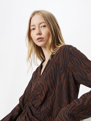 System Action Blouse in Brown