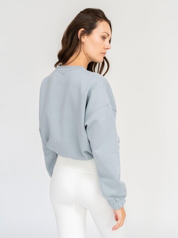 LOTUSCRAFTS Sportsweatshirt 'NIA'‌‌‌‌‌ in Blau