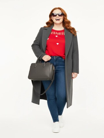 Shape Of You Shirt in Red