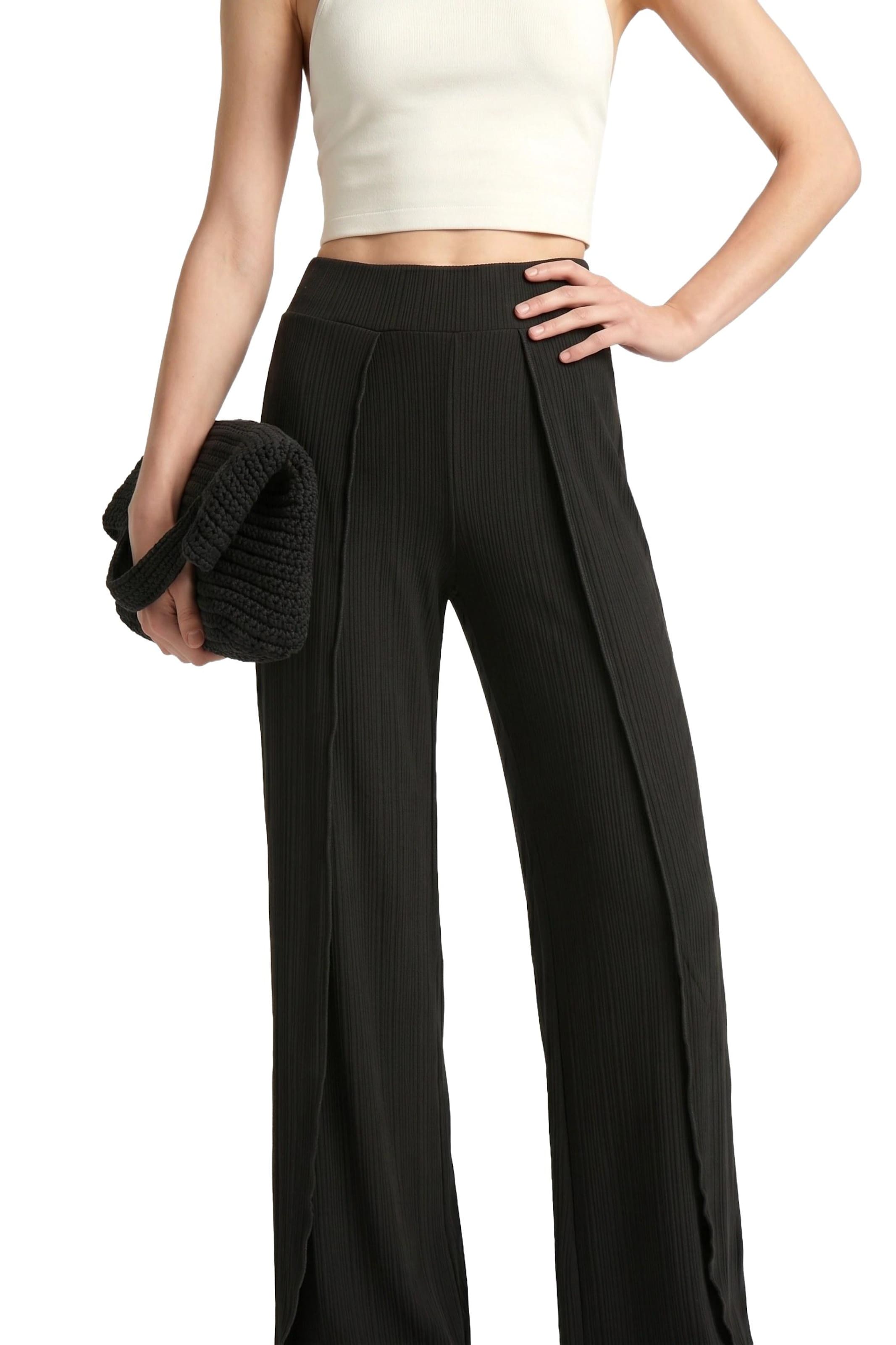 Alexa Dash Wide leg Pants in Black
