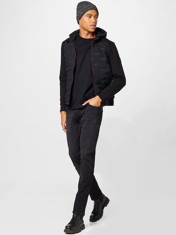 Trendyol Regular Jeans in Black