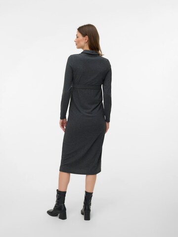 Robe MAMALICIOUS en gris