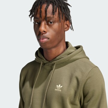 Sweat-shirt 'Essentials' ADIDAS ORIGINALS en vert