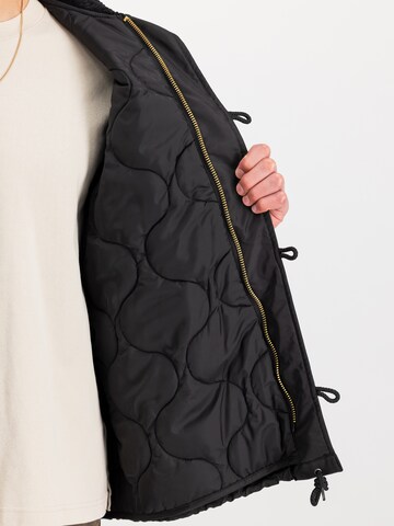 Giacca di mezza stagione di ALPHA INDUSTRIES in nero