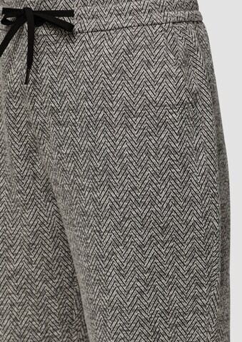 Effilé Pantalon s.Oliver en gris