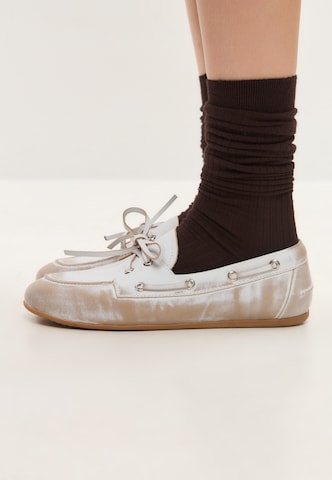 Mocassin CESARE GASPARI en blanc