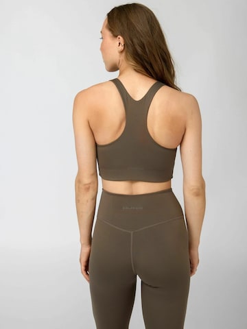 Girlfriend Collective Top ' Float ' – hnědá