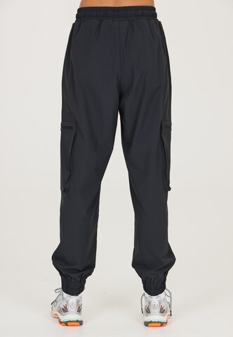 SOS Tapered Hose 'Salonga W' in Schwarz