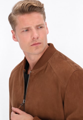 Veste mi-saison DreiMaster Vintage en marron