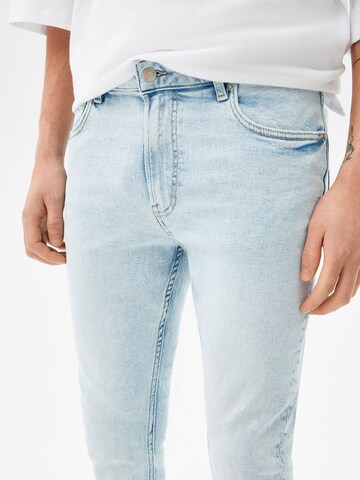 Bershka Regular Jeans i blå