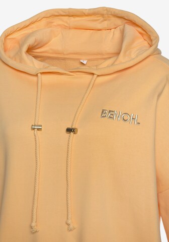 BENCH Sweatshirt i gul