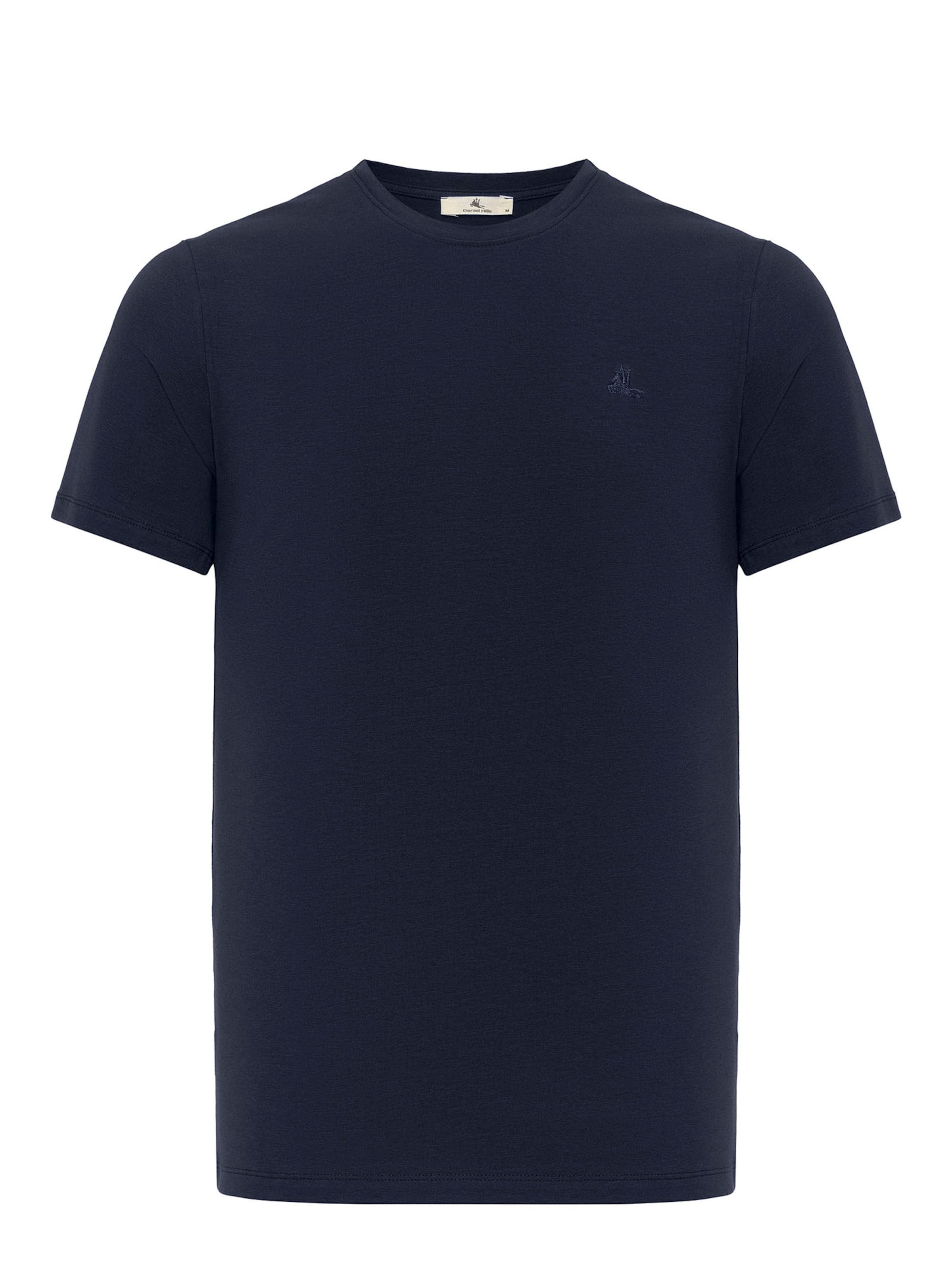 zils Daniel Hills T-Krekls: no priekšpuses