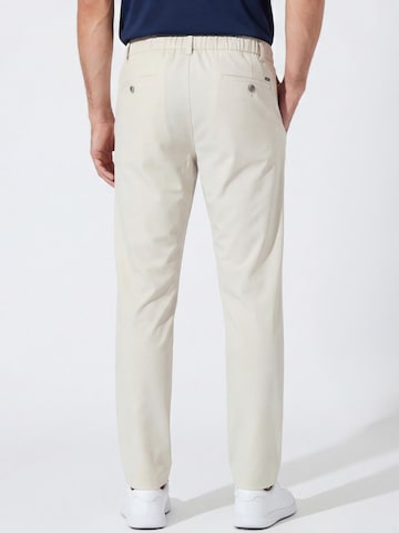 Hiltl Slim fit Chino Pants 'Turnberry - Revolution Function' in Beige