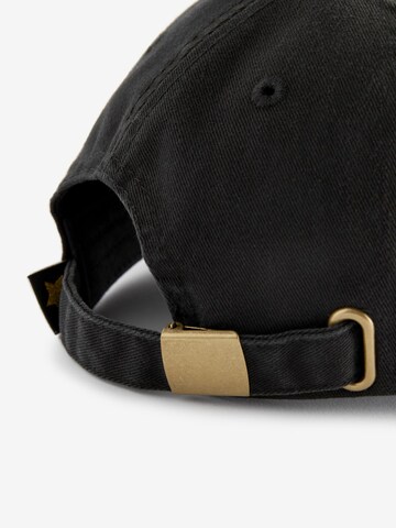 Next Cap in Schwarz