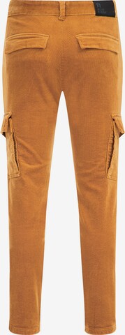 WE Fashion - regular Pantalón en naranja