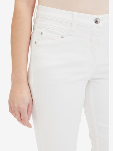 Slimfit Pantaloni di Betty Barclay in bianco