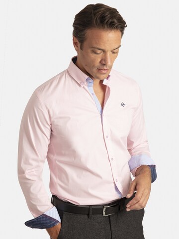 Coupe regular Chemise 'Lisburn' Sir Raymond Tailor en rose