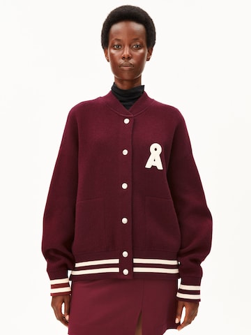 Cardigan ARMEDANGELS en rouge : devant