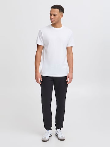 INDICODE JEANS Tapered Trousers 'Hultop' in Black