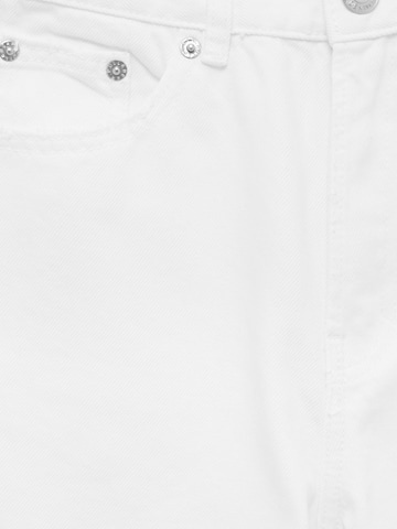 Effilé Jean Pull&Bear en blanc