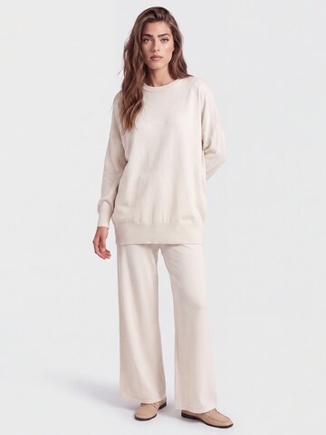 APART Sweater in Beige: front