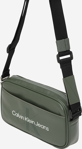 Calvin Klein Jeans Crossbody Bag in Green