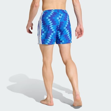 ADIDAS SPORTSWEAR - Bermudas en azul