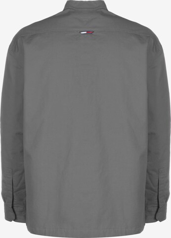 Tommy Jeans Between-Season Jacket in Grey