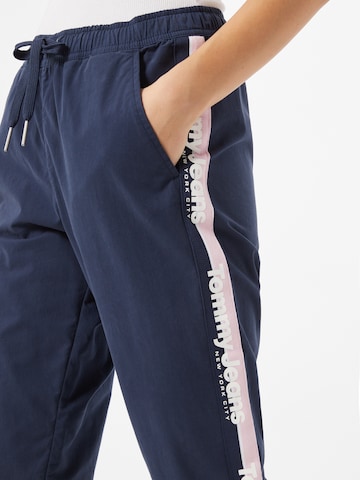 Tommy Jeans Regular Hose in Blau