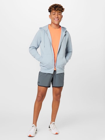 UNDER ARMOUR Sportsweatjakke 'Essential' i blå