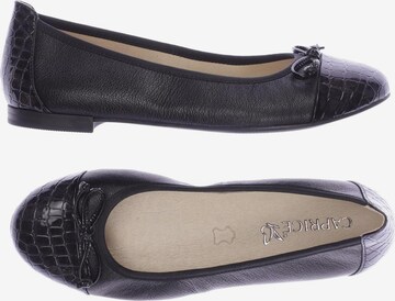 CAPRICE Flats & Loafers in 36 in Black: front