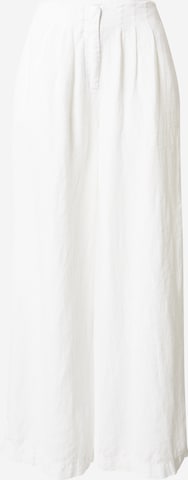 TOPSHOP Wide leg Pleat-front trousers in White: front