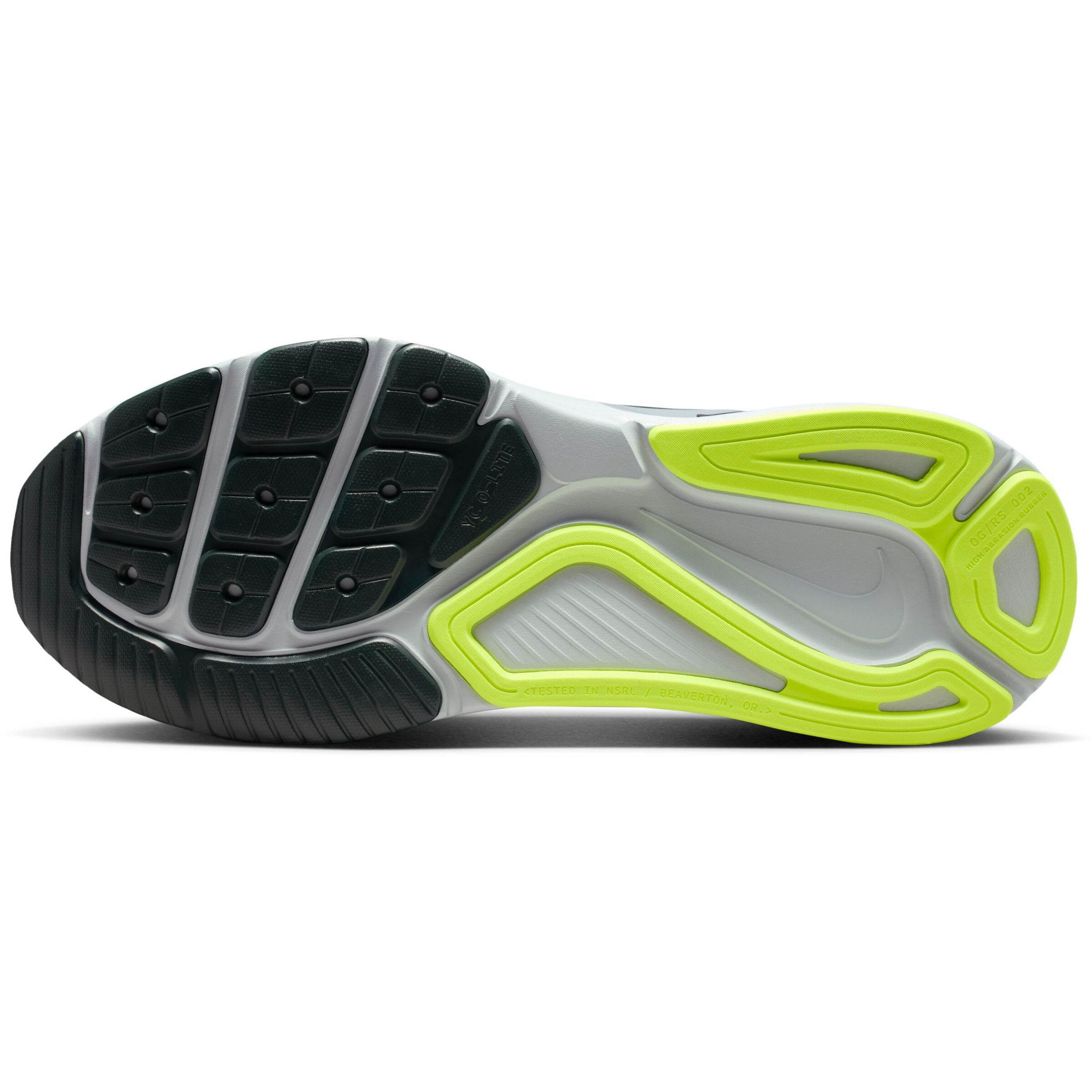 NIKE Laufschuhe 'STRUCTURE 26' in Schwarz