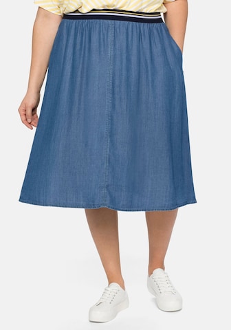 SHEEGO Skirt in Blue: front