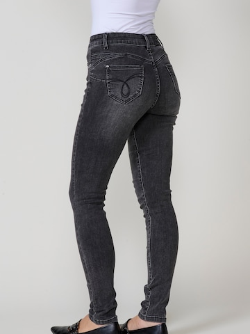 KOROSHI Skinny Jeans in Schwarz