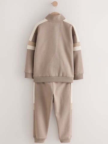 Next - Conjunto en beige