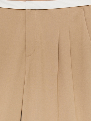 Pull&Bear Normalny krój Cygaretki w kolorze brązowy