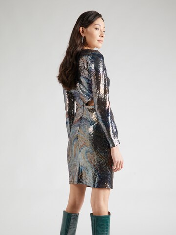SWING - Vestido de cocktail em preto
