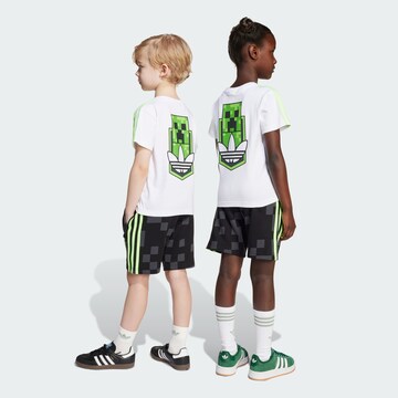 ADIDAS ORIGINALS Комплект 'Adidas Originals x Minecraft' в Белый: спереди