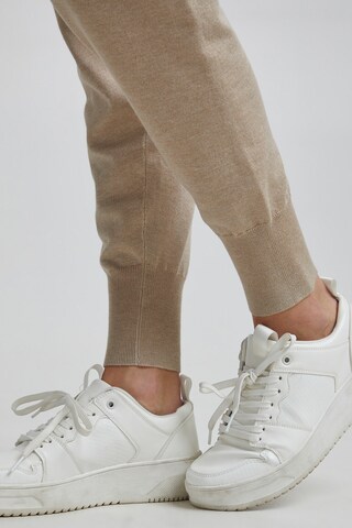 PULZ Jeans Tapered Pants in Beige